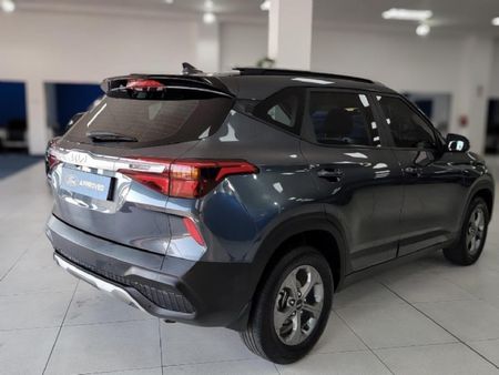 2022-Kia-Seltos-16-EX_6