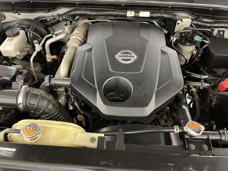 2017-Nissan-Navara-23D-LE-4x4-Auto-Double-Cab_11