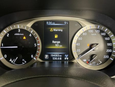 2017-Nissan-Navara-23D-LE-4x4-Auto-Double-Cab_2