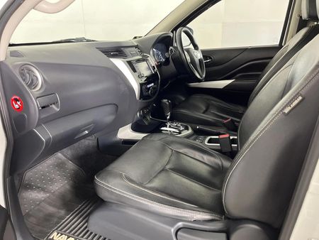 2017-Nissan-Navara-23D-LE-4x4-Auto-Double-Cab_7
