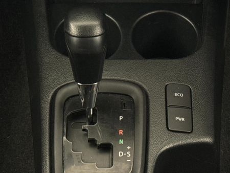 2023-Toyota-Hilux-24GD-6-4x4-Raider-X-Auto-Double-Cab_10