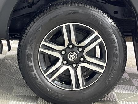 2023-Toyota-Hilux-24GD-6-4x4-Raider-X-Auto-Double-Cab_6