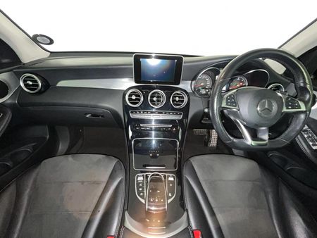 2018-Mercedes-Benz-GLC-250d_1