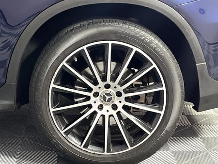 2018-Mercedes-Benz-GLC-250d_6