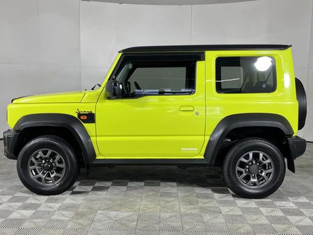 2019-Suzuki-Jimny-15-GLX-Auto_14