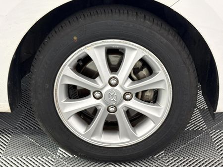 2018-Hyundai-Grand-i10-125-Fluid_5