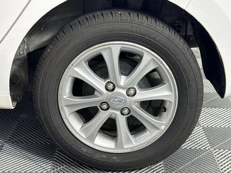 2018-Hyundai-Grand-i10-125-Fluid_6