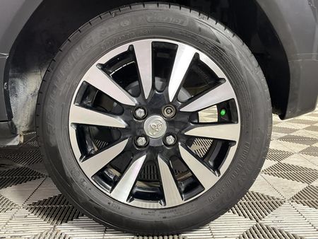 2018-Toyota-Etios-Cross-15-XS-5-dr_6