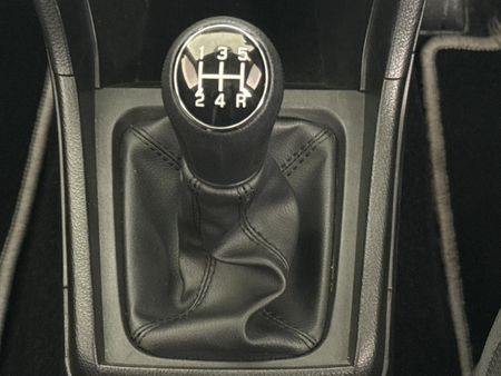 2022-Suzuki-Vitara-Brezza-15-GL_10
