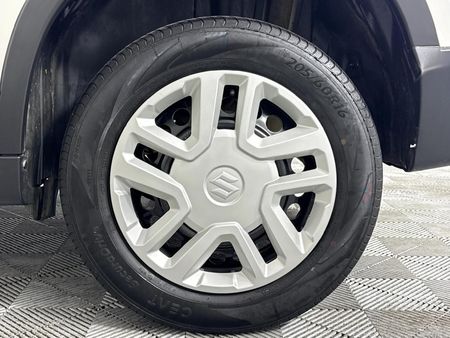 2022-Suzuki-Vitara-Brezza-15-GL_6