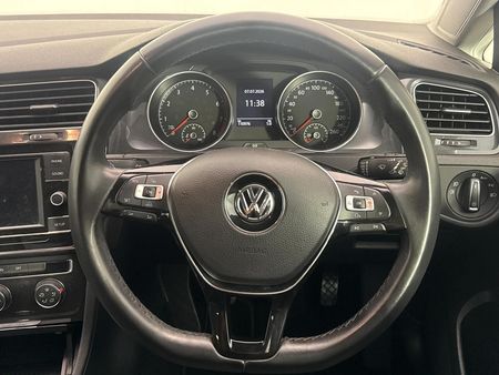 2018-Volkswagen-Golf-VII-10-TSI-Comfortline_11