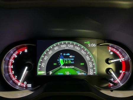 2020-Toyota-RAV4-20-VX-Auto_2
