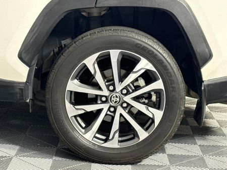 2020-Toyota-RAV4-20-VX-Auto_6