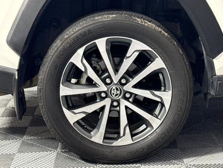 2020-Toyota-RAV4-20-VX-Auto_7