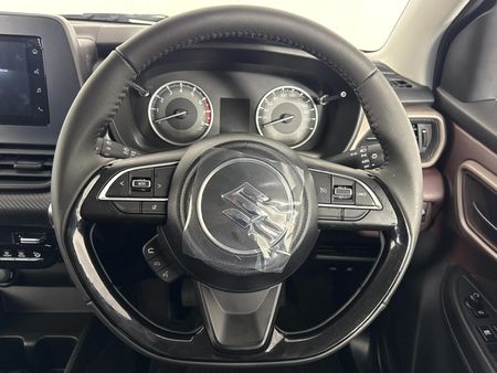 2026-Suzuki-Fronx-15-GL_12