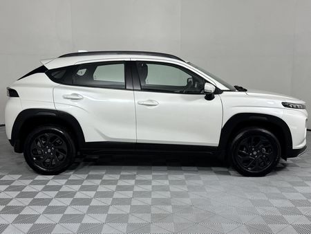 2026-Suzuki-Fronx-15-GL_17