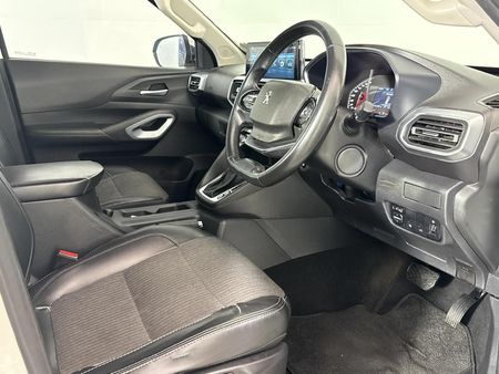 2022-Peugeot-Landtrek-19D-Allure-Double-Cab-Auto_9