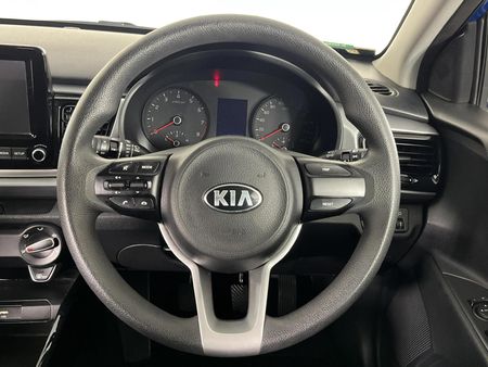 2021-Kia-Rio-14-LX-5-dr_11