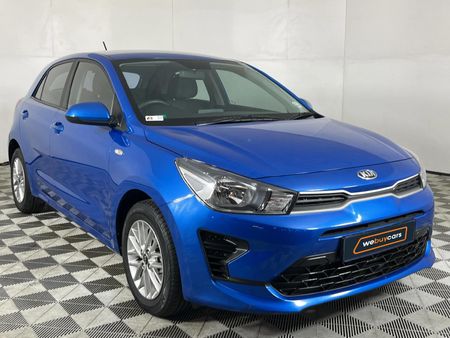 2021-Kia-Rio-14-LX-5-dr_15