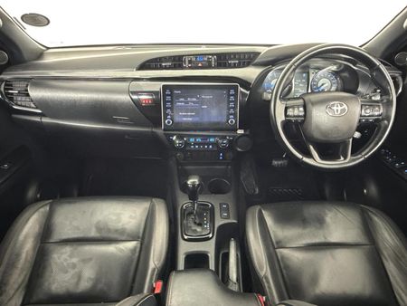 2022-Toyota-Hilux-28-GD-6-Raised-Body-Legend-Auto-Double-Cab_1