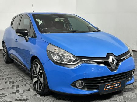 2015-Renault-Clio-IV-900T-Dynamique-5-dr-66kW_15