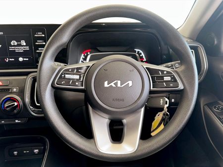 2026-Kia-Sonet-15-LS_13