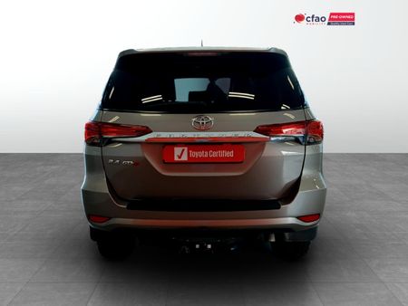 2019-Toyota-Fortuner-24-GD-6-Raised-Body_4