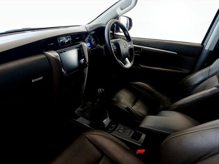 2019-Toyota-Fortuner-24-GD-6-Raised-Body_6