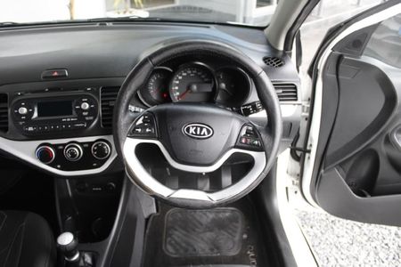 2011-Kia-Picanto-12-EX_13