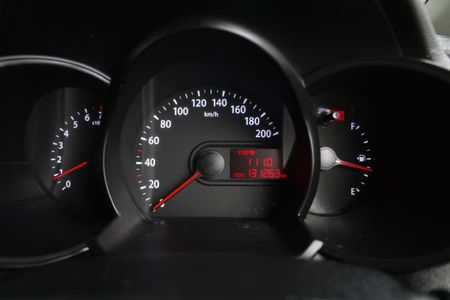 2011-Kia-Picanto-12-EX_19