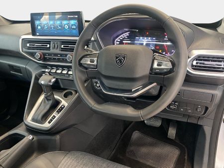 2026-Peugeot-Landtrek-19D-Allure-Double-Cab-Auto_7