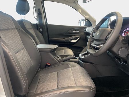 2026-Peugeot-Landtrek-19D-Allure-Double-Cab-Auto_8