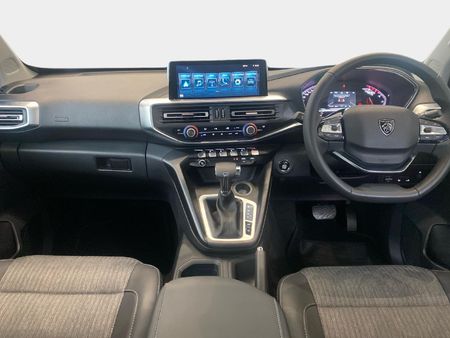 2026-Peugeot-Landtrek-19D-Allure-Double-Cab-Auto_10