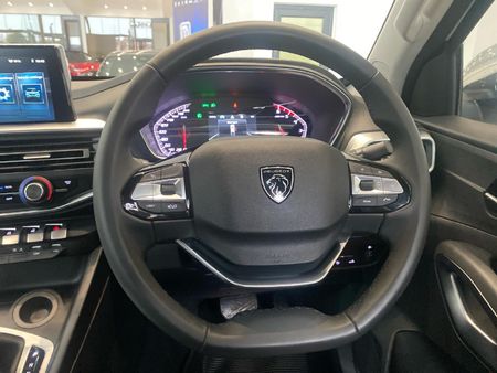 2026-Peugeot-Landtrek-19D-Allure-Double-Cab-Auto_14
