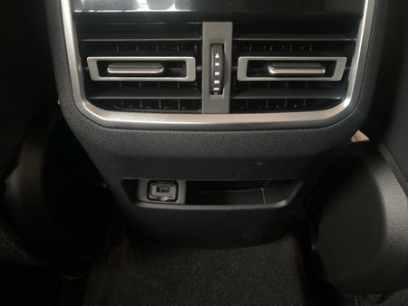 2026-Peugeot-Landtrek-19D-Allure-Double-Cab-Auto_17