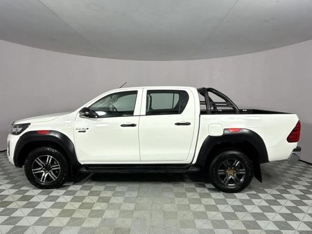 2023-Toyota-Hilux-24GD-6-4x4-Raider-X-Auto-Double-Cab_16