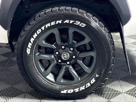 2023-Toyota-Hilux-28-GD-6-Raised-Body-Legend-4x4-Auto-Extended-Cab_4