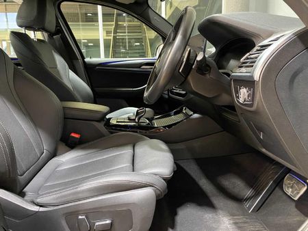 2025-BMW-X3-xDrive20d-M-Sport_17