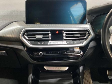 2025-BMW-X3-xDrive20d-M-Sport_24