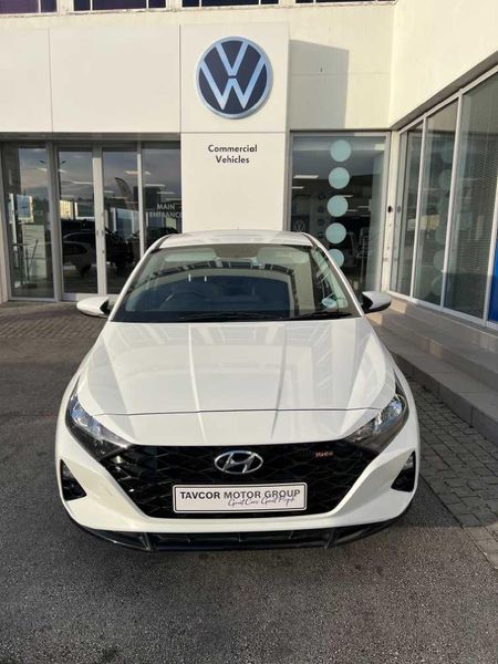 2023-Hyundai-i20-10-TGDI-Fluid_1
