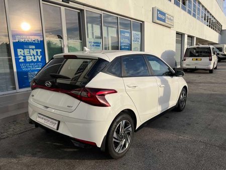 2023-Hyundai-i20-10-TGDI-Fluid_3