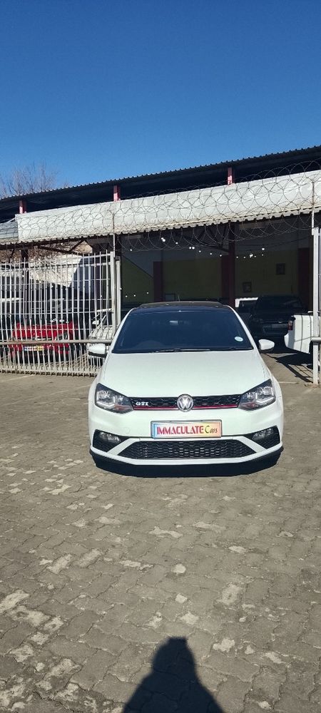 2016-Volkswagen-Polo-GTI-18-TSI-Auto_2
