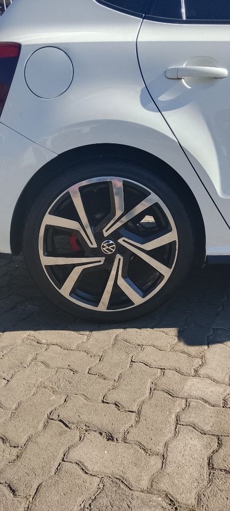 2016-Volkswagen-Polo-GTI-18-TSI-Auto_8