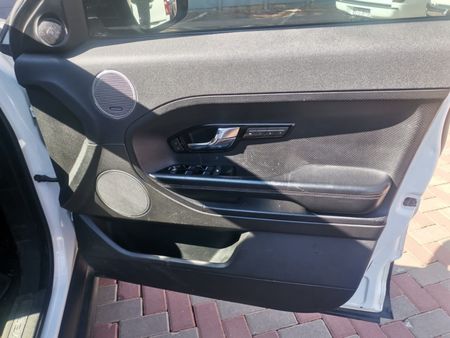2013-Land-Rover-Range-Rover-Evoque-22-SD4-Dynamic-Diesel-Automatic_15