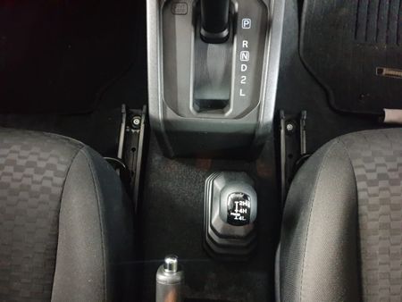 2024-Suzuki-Jimny-15-GLX-Auto_11