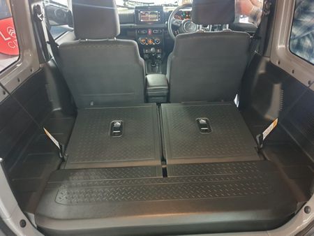 2024-Suzuki-Jimny-15-GLX-Auto_12