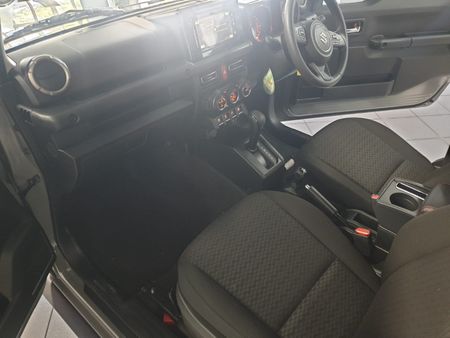 2024-Suzuki-Jimny-15-GLX-Auto_13