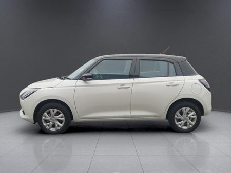 2025-Suzuki-Swift-12-GL_3