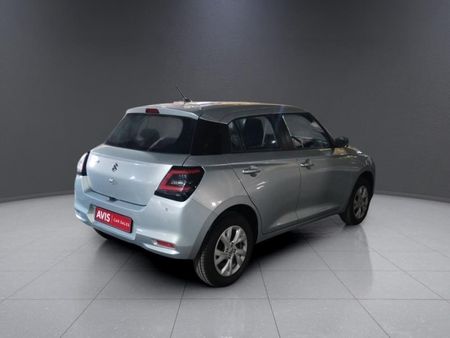 2025-Suzuki-Swift-12-GL_6