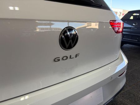 2026-Volkswagen-Golf-14-TSI-Life-Auto-110kw_10